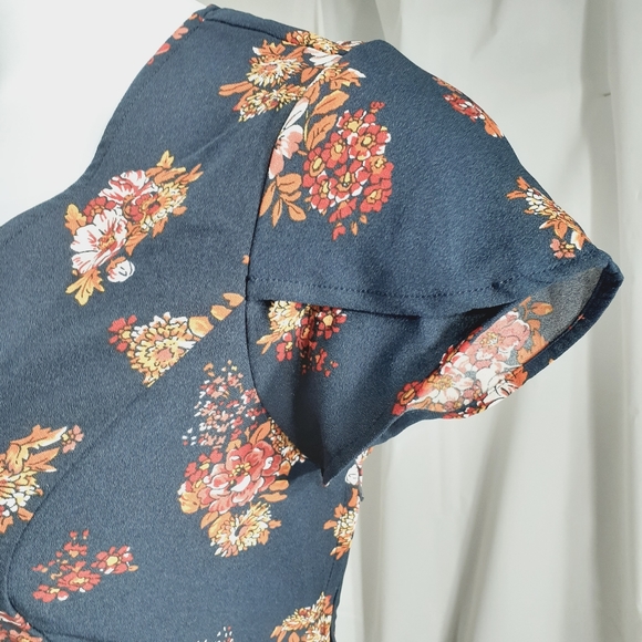 Modcloth Dress Sentimental Floral Print Size Large - Picture 6 of 12